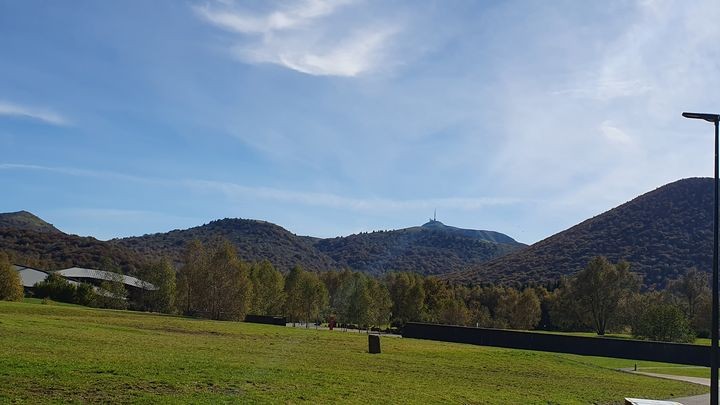 20241020 142456 vue du volcania 1 