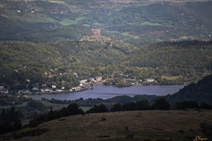  lac chambon et chateau de murol